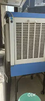New cooler with stand
