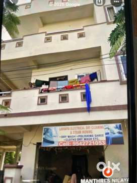 Shutter for rent 1 shutter with 2 bhk portion
