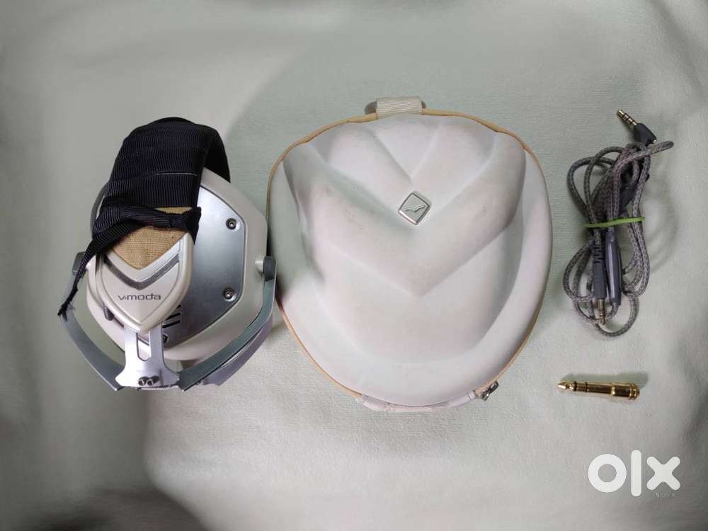 V-Moda M-100 DJ Professional Closed Back Wired Headphones