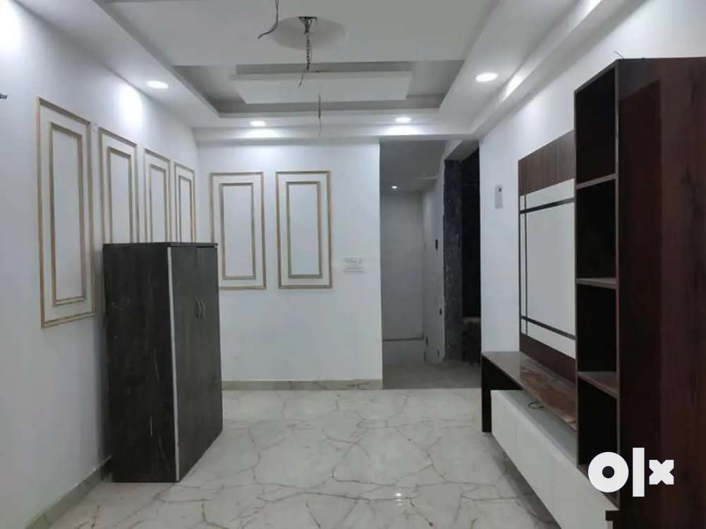 3 BhK flats available in Shastri Nagar Mahendra enclave GZB