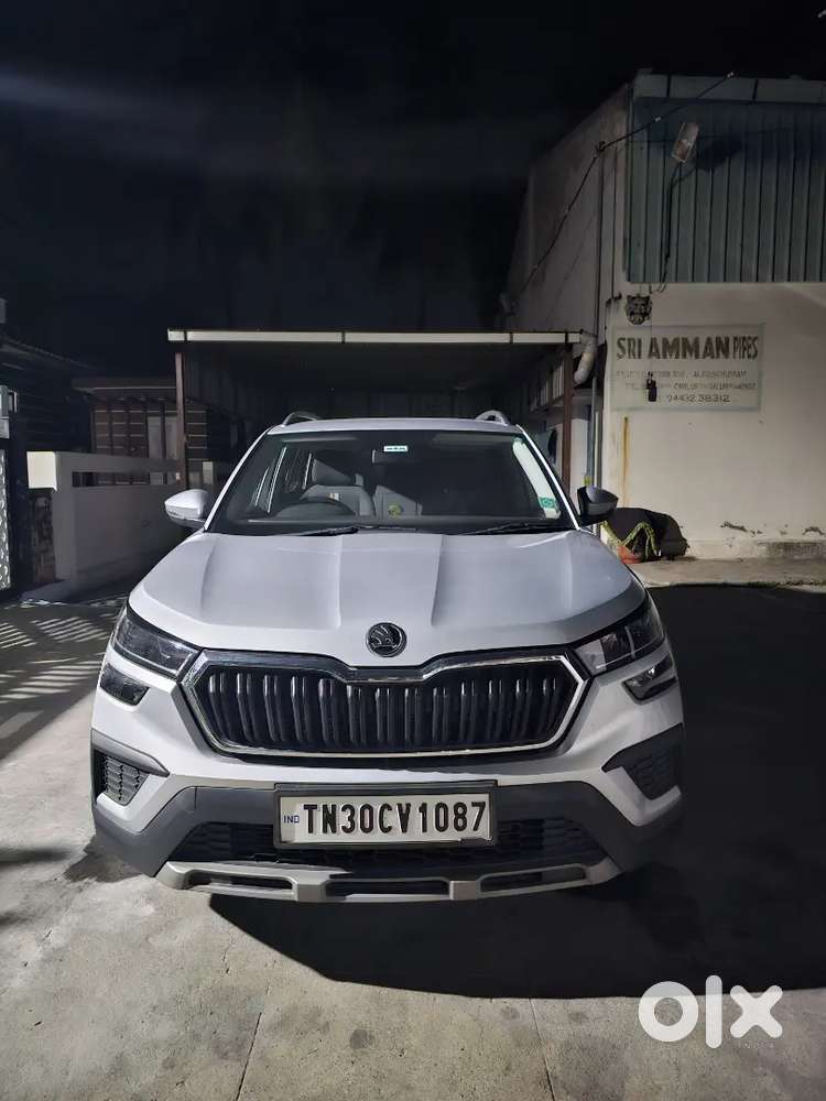 Skoda kushaq 2023 1.0L AT Petrol