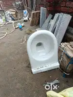 Jaguar western wall commode
