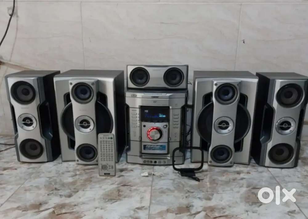 Sony Hi-Fi music system
Model no MHC GN88D 
Aux tape FM AM Bluetooth