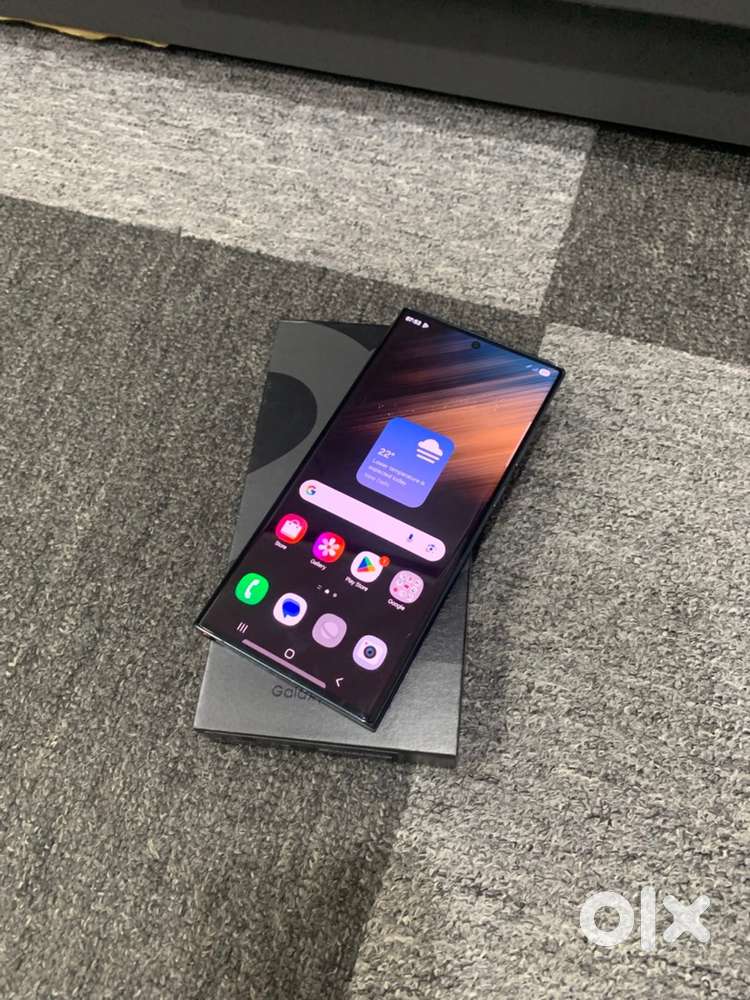 Samsung Galaxy S22 Ultra - 12GB TAM - 256GB Storage - Used One