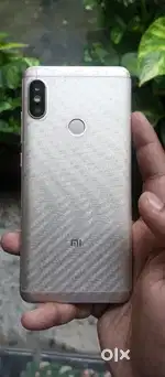 Redmi Note 5 pro with good camera and battery