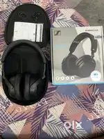 Sennheiser Accentum Plus