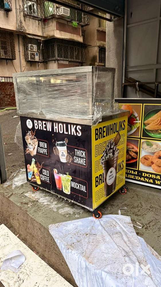 Stainless Steel Food/Service Counter – Excellent Condition