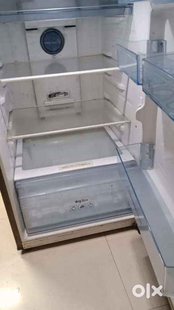 Whirlpool 350L in very good condition