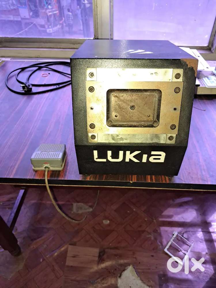 Autimatic PVC Card cutting Machin(Pedal)