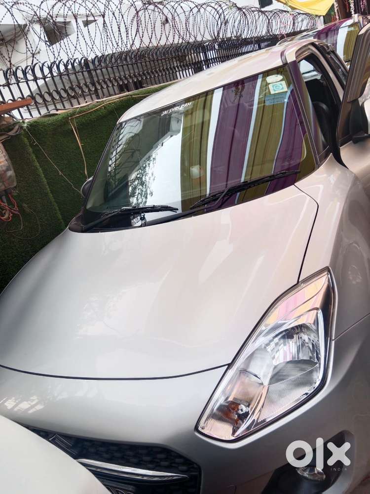 Maruti Suzuki Swift VXI, 2022, Petrol