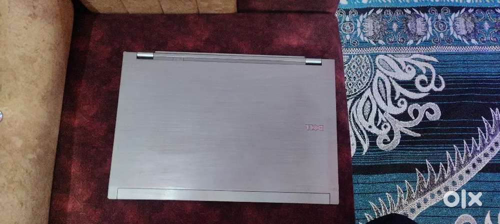 Dell laptop with window 10  perfect  working , good build quality