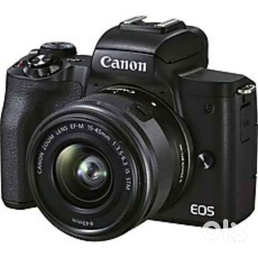 Canon M50 with 15-45 mm lens