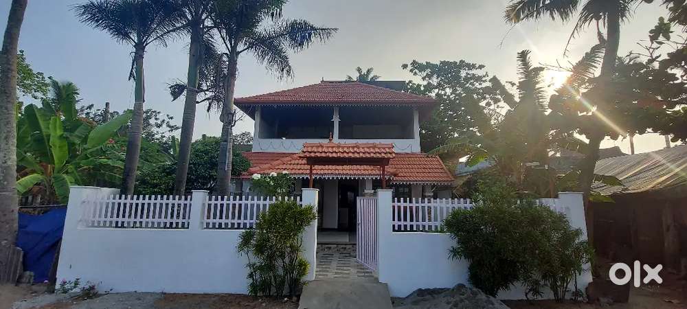 Housekeeping staff is needed for dayshift from 7 am to 7 pm