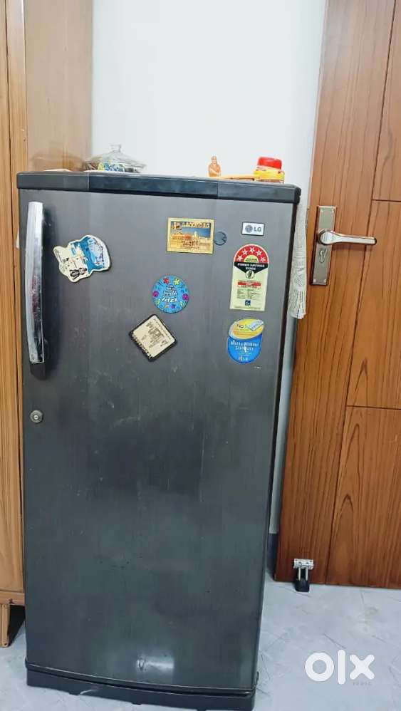 LG Refrigerator – Excellent Condition  Steal Deal