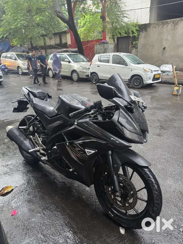 Yamaha R15 v3 Dual Abs