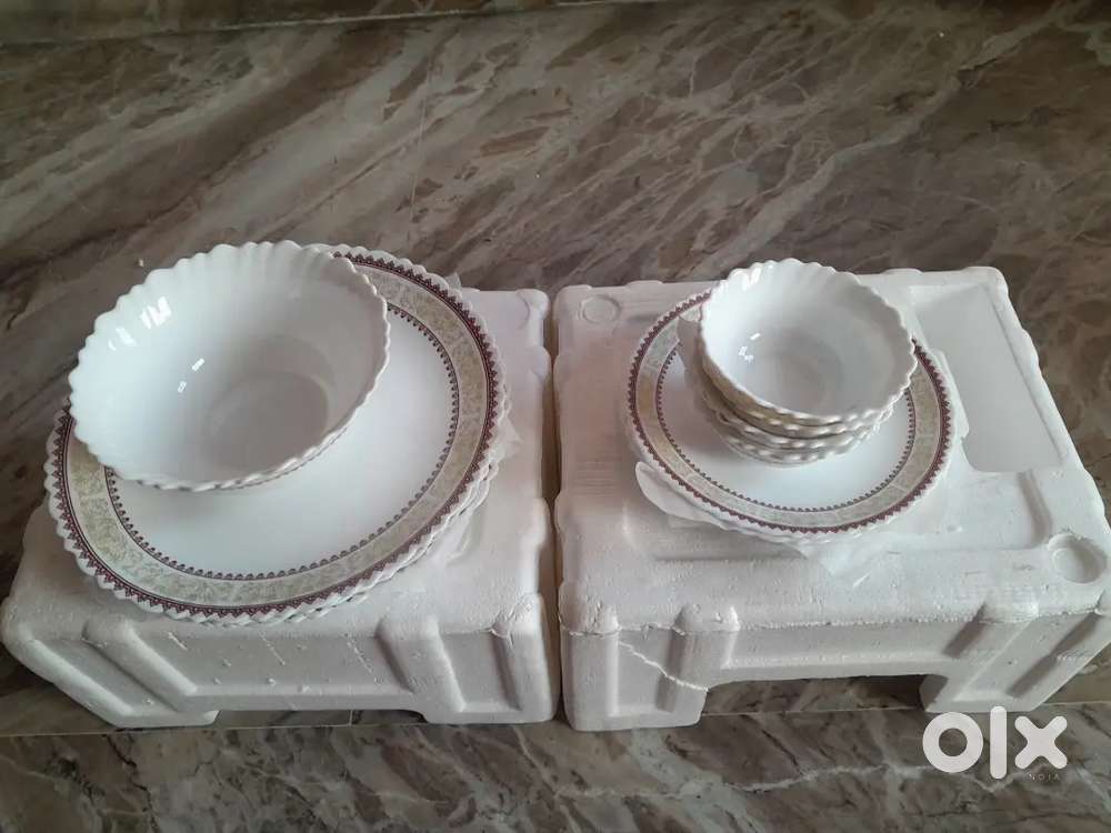 Dinner set 13 pieces