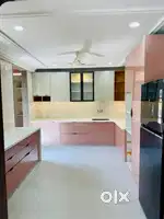 4 BHK Ultra Luxurious Flats available Seperate servent room