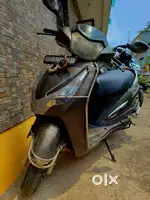 Fully serviced before 1 month and one hand scooty