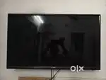 Used F&D 32 LED TV - Perfect Picture, Crackling Sound Issue