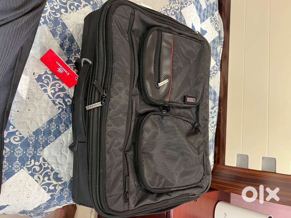Lightweight Multipurpose Wheeled Laptop Bag