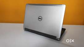 Hp Dell lenovo All Brands are available @ lowest price