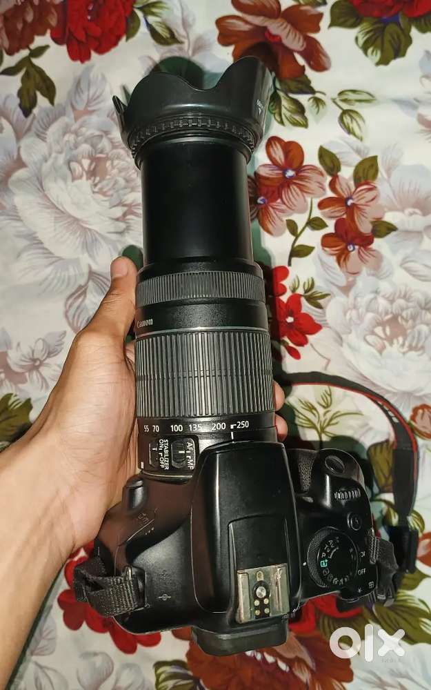 Canon EOS 1300D ( fix price )