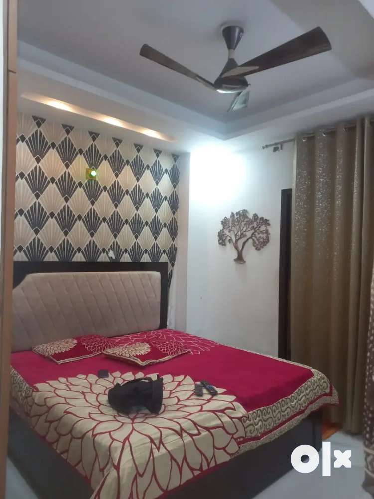 3bhk flat for sale new colony