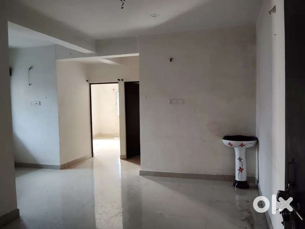A 2 bhk flat is for rent at tamolia road near govind vudhalaya school
