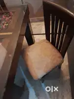 New condition dining table