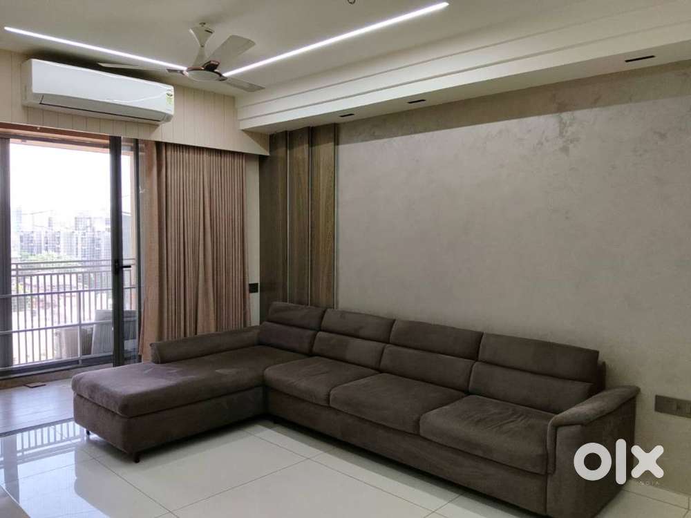 3 bhk flat available for rent