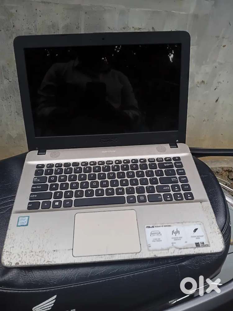 Ausse laptop i5 8th gen