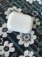 Apple airpods
