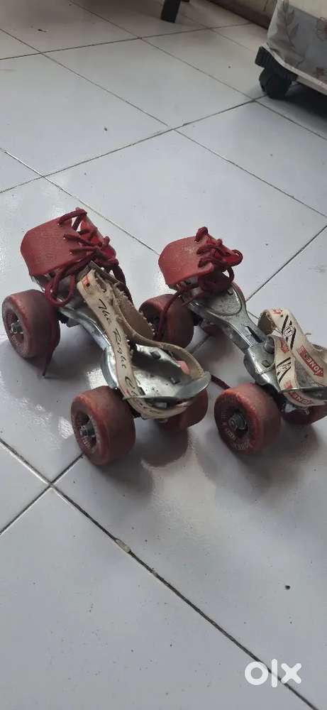 JONEX ROLLER SKATES
