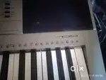 YAMAHA E353 KEYBOARD FOR SALE