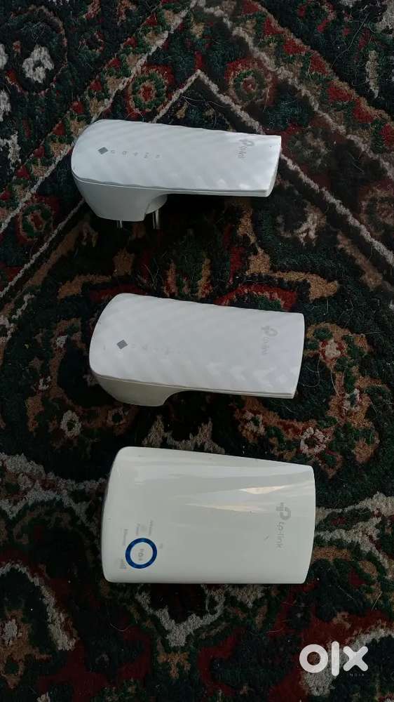 (3pcs) The Wi-Fi extendeds are working well, okay tested