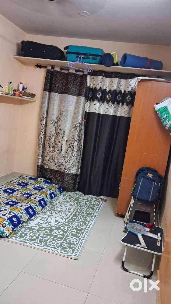 1RK Semi-furnished Flat available for Rent