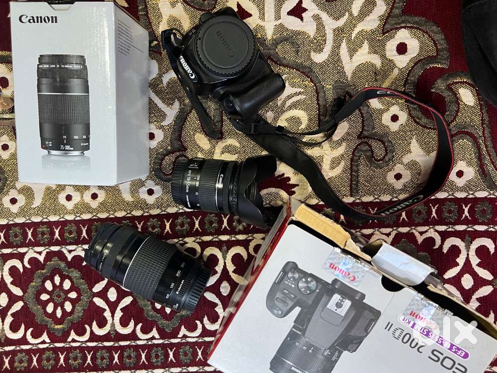 Canon 200D Mark II DSLR + 18-55mm + 75-300mm Lens  Full Kit