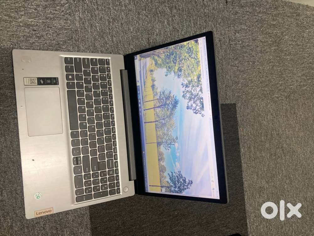 Lenovo ideapad slim 3 - i5 - 10th gen - 12gb ram - 15inch - with bill