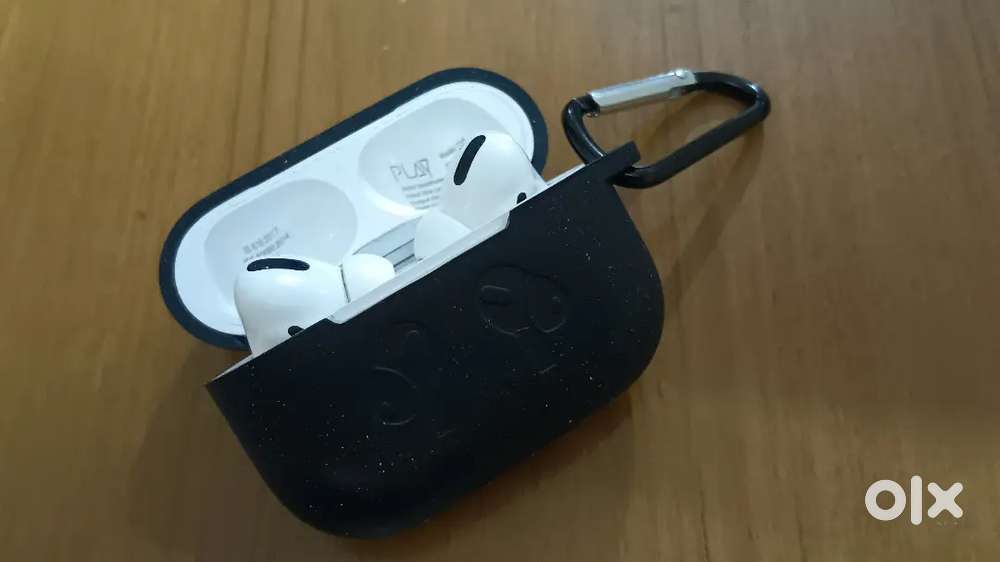 Brand new play earbuds headphones