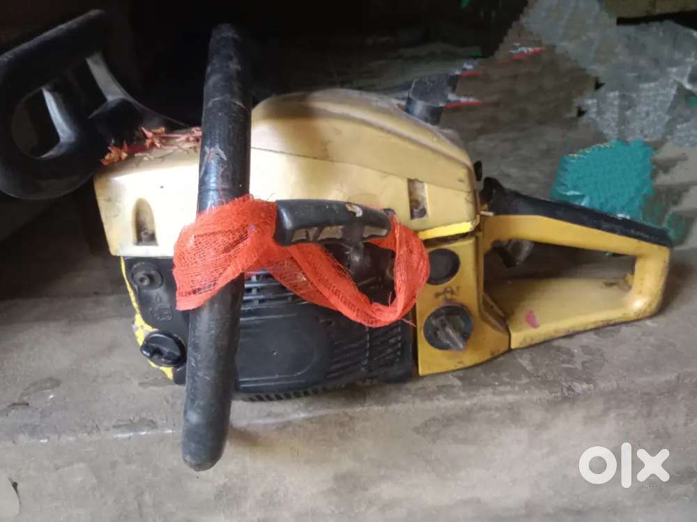 Chainsaw machine