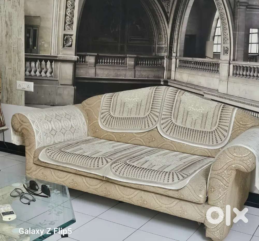 Premium sofa sets price reduced