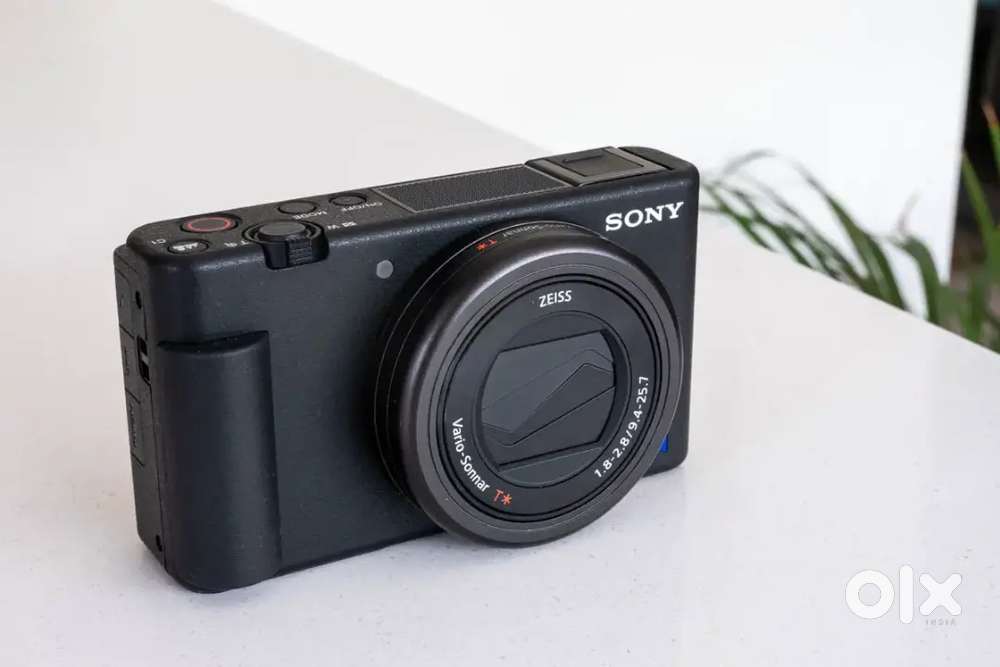 Sony ZV1 Compact Digital Camera