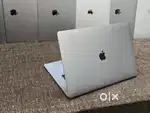 Apple Macbook Pro i7/16/512gb/5.5gb Graphics 15inch Retina Touchbar