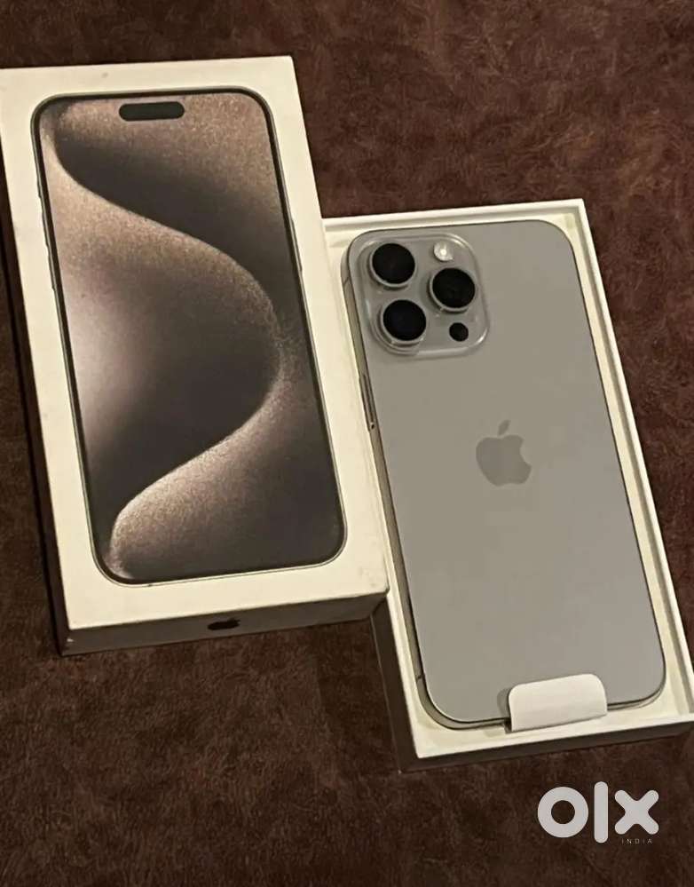 Iphone 15 pro natural colour  ( 256GB )