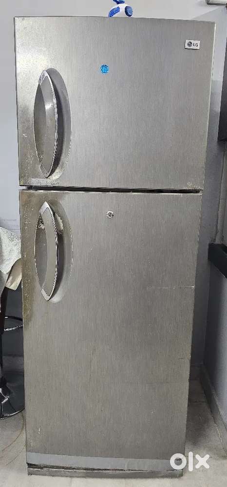 LG DOUBLE DOOR FRIDGE