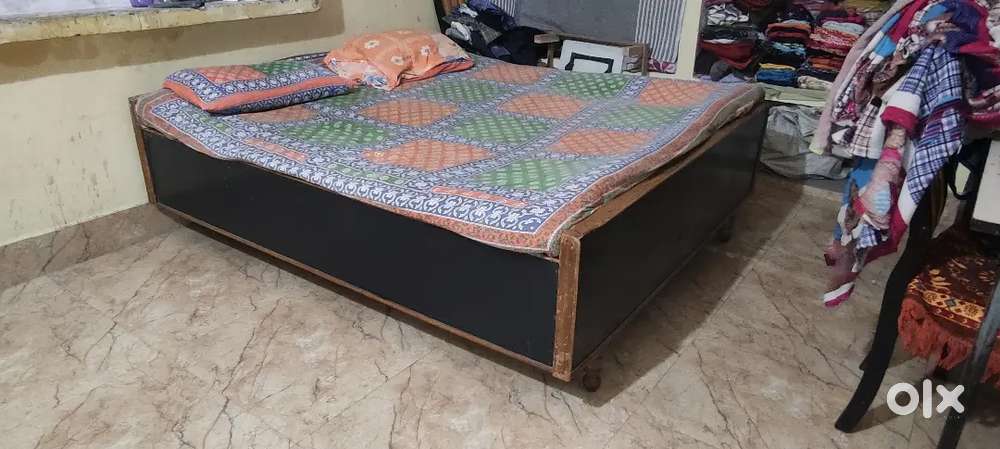 Queen Size Bed