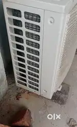 BLUE STAR SPLIT AC FOR SALE