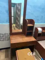 Dressing table