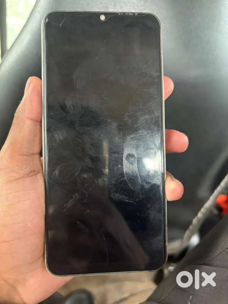 Vivo Y16..