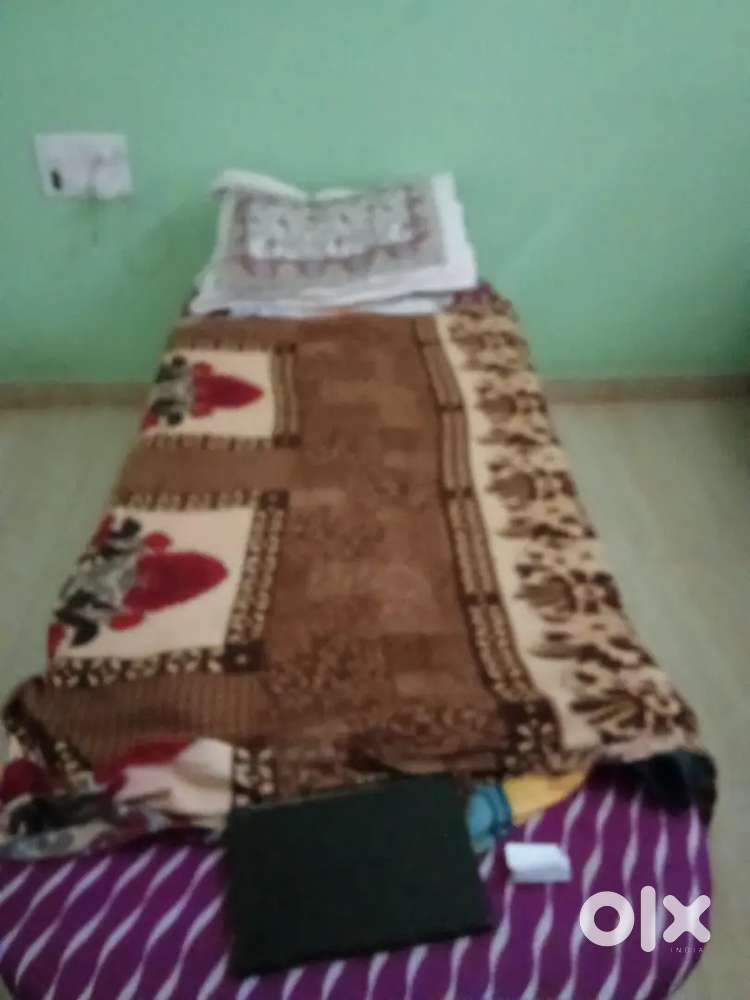 Double bed one number samsung fridge, washing machine, gas cylinder re